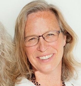 LISA ROBESCH