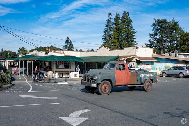 Andy’s Market in Graton offers an impressive selection of fresh, locally sourced produce for the community.