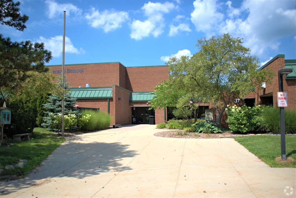 Spencer Road Elementary School, Brighton MI Rankings & Reviews - Homes.com