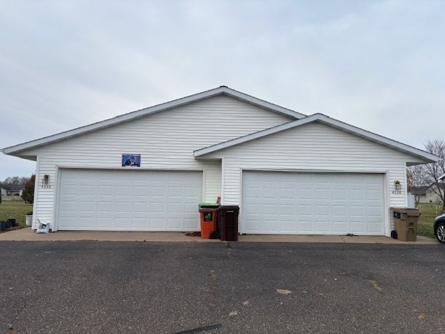 4338 132nd St, Lake Hallie, WI 54729 - photo 1