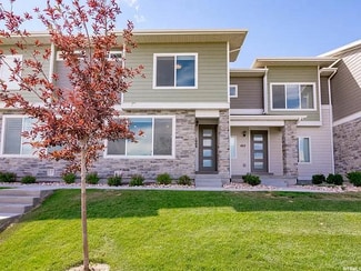 988 W Sapphire Peak Dr, Bluffdale, UT 84065