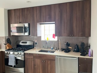 2416 N Washtenaw Ave Unit Coach House, Chicago, IL 60647