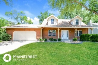 113 Shirewood Dr, Saint Charles, MO 63303