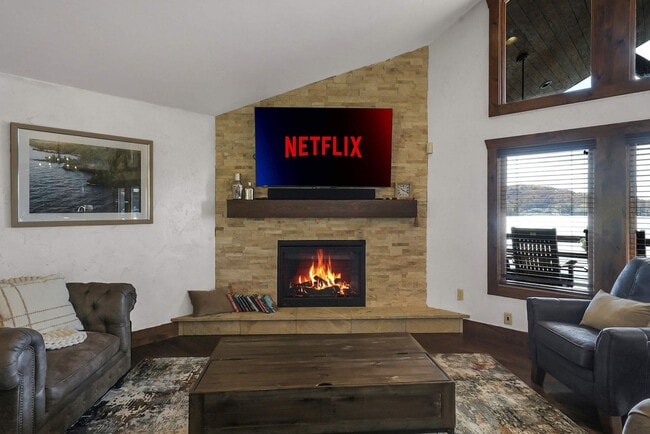 201 Shady Ozark Ln unit ID1353786P, Sunrise Beach, MO 65079 - photo 2