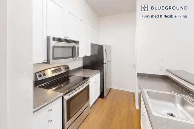 7904 Fall Creek Rd unit FL3-ID4337A, Dublin, CA 94568 - photo 5