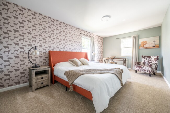 1310 S Woodlawn Ave, Bloomington, IN 47401 - photo 4