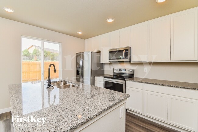 10081 Luneth Dr, Colorado Springs, CO 80925 - photo 6