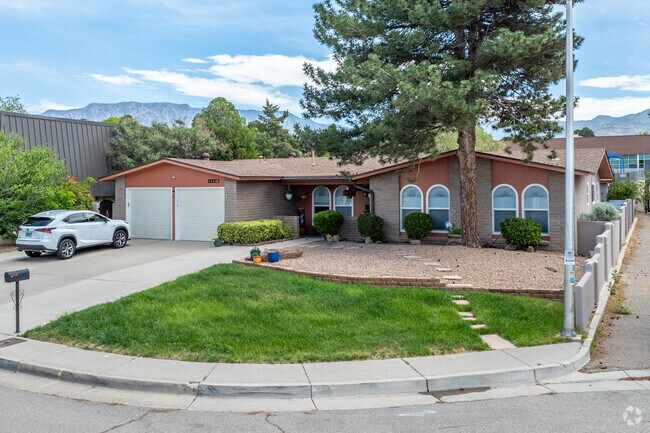 Discover the comfort and convenience of ranch homes in the established Northridge neighborhood.