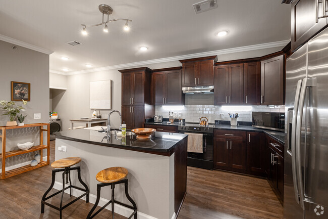 1BR, 1BA - 904SF - Kitchen
