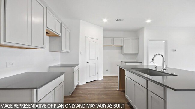 15771 Garden Ridge Dr, Montgomery, TX 77316 - photo 5