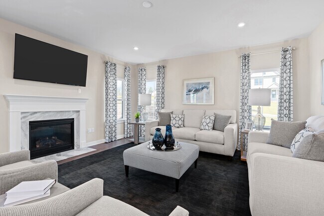 L 95 S Hidden Feather Dr, Chardon, OH 44024 - photo 5