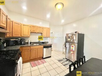 20 Fisher Ave Unit 3, Boston, MA 02120