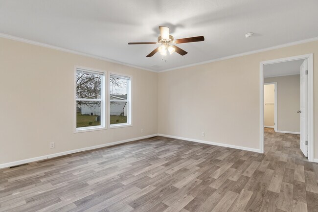 21 Arbor St, St. Cloud, MN 56301 - photo 5