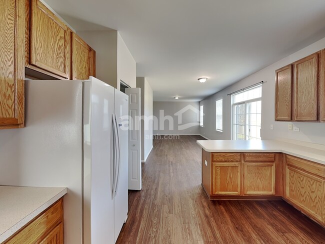 2766 Middleton Ct, Aurora, IL 60503 - photo 4