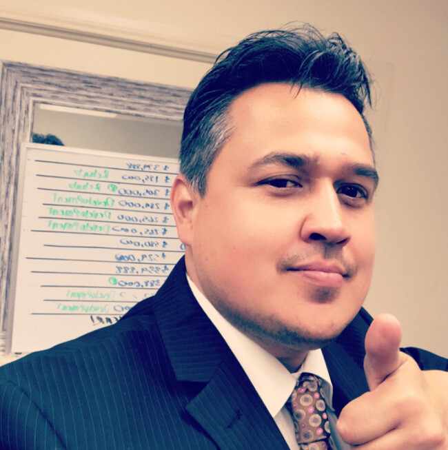 Agent Photo