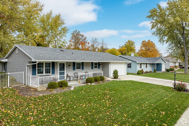 Ranch-style houses are plentiful in Summit Ridge.