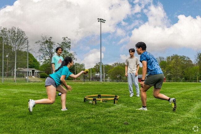 Check out the fields and open spaces of the Doolittle Park in Wallingford.