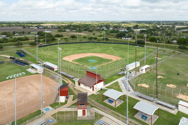 The Veterans Memorial Park Sports Complex is one of La Feria's larger parks.