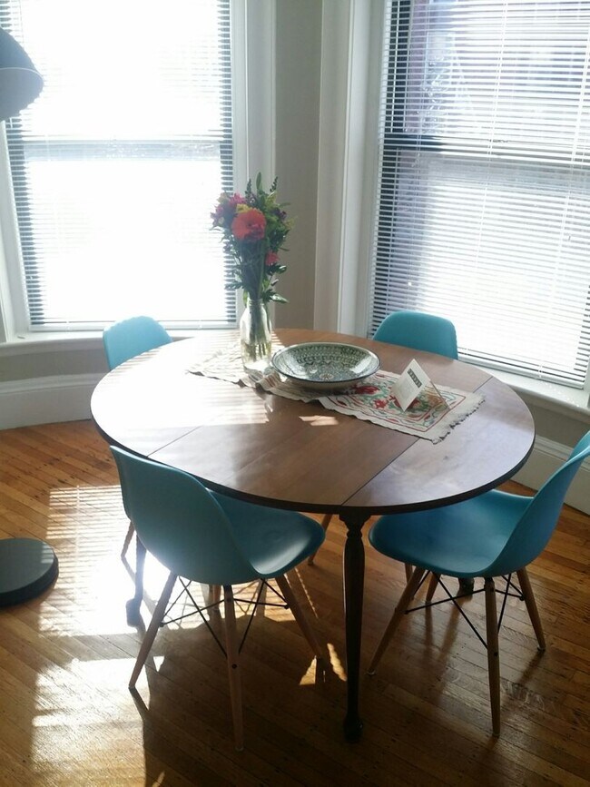 37 Bay State Rd unit 4, Boston, MA 02215 - photo 5