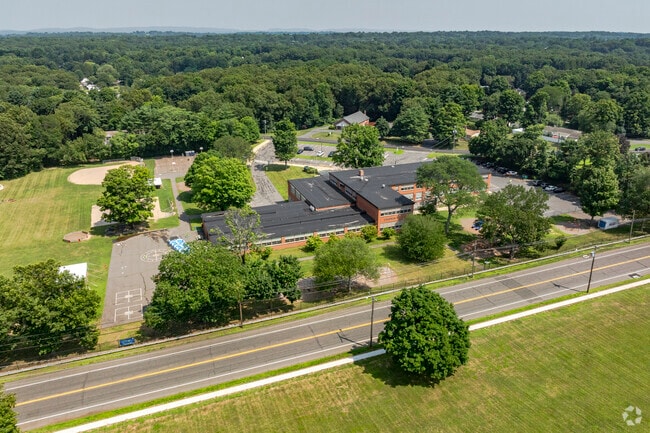 The Chapman School is located at 38 Country Club Road in Cheshire, CT.