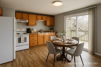 7 Gilchrest St Place Unit 6, Thomaston, ME 04861