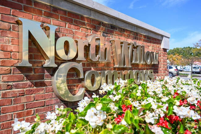 Shopping options are readily available in St. Vincent Greenbriar, including North Willow Commons