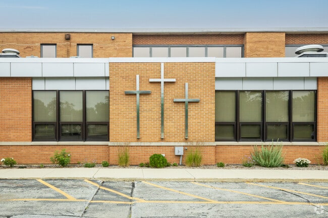 The school offers cross-curriculum and authentic learning experiences.