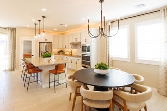 10001 Cheery Lynn, Avondale, AZ 85392