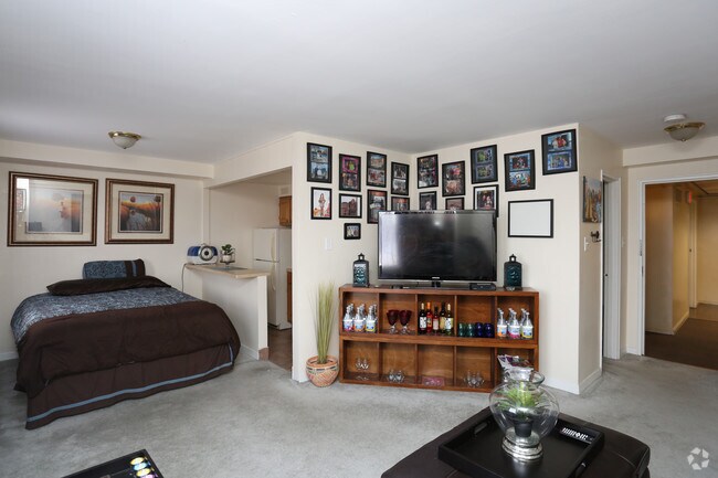 Saint Paul Regency, Baltimore, MD 21202 - photo 6