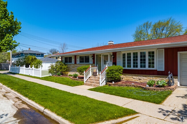 Ranch homes are popular in the Rolling Green neighborhood.