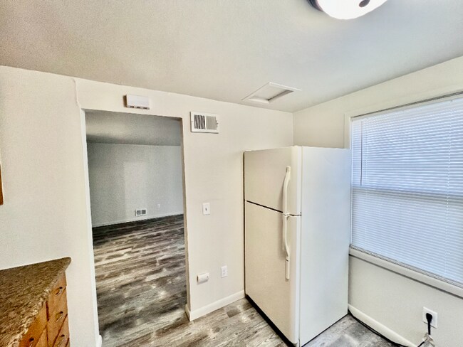 2122 N 12th St, Sheboygan, WI 53081 - photo 5