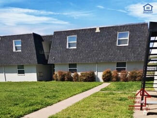 2111 NW Lindy Ave Unit H5, Lawton, OK 73505