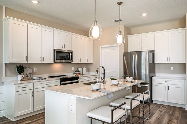 12195 Cattleside Dr, Riverview, FL 33579 - photo 3