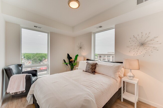 29 Bryant Apartments, Minneapolis, MN 55408 - photo 6