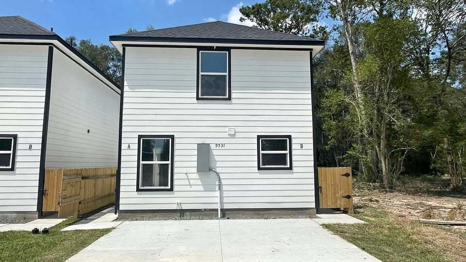 4326 Plaag St, Houston, TX 77016 - photo 1