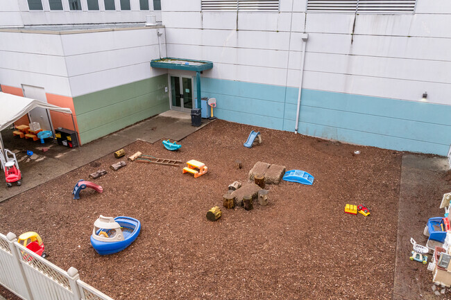 Global Idea School play area.