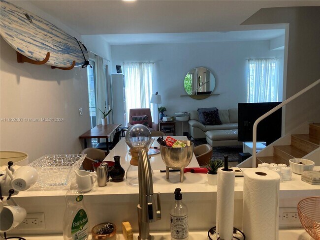 619 Meridian Ave unit 3, Miami Beach, FL 33139 - photo 5