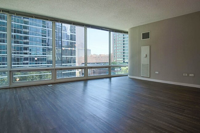 350 E Ohio St, Chicago, IL 60611 - photo 4