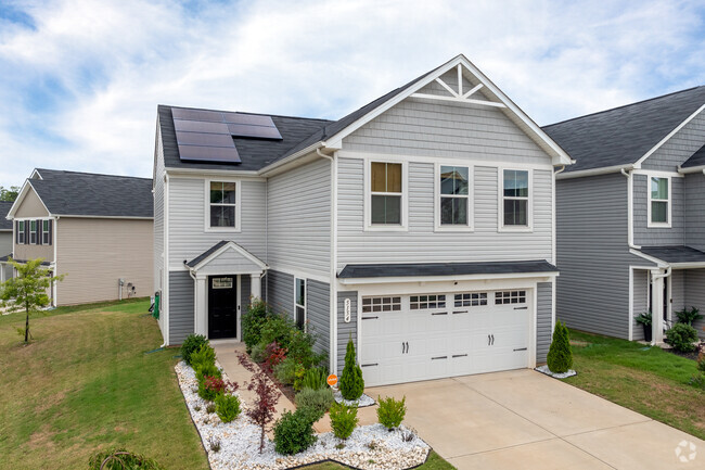 Two story homes with modern amenities are also available in Hamilton Circle.