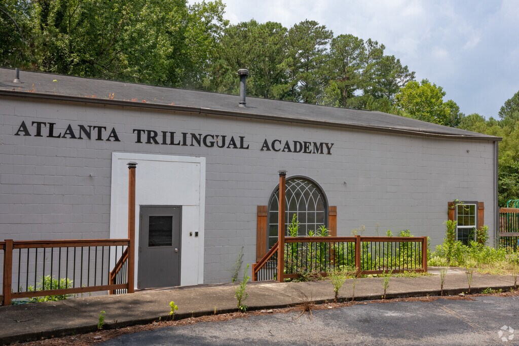 Atlanta Trilingual Academy fully immerses students in Spanish and Mandarin Chinese.