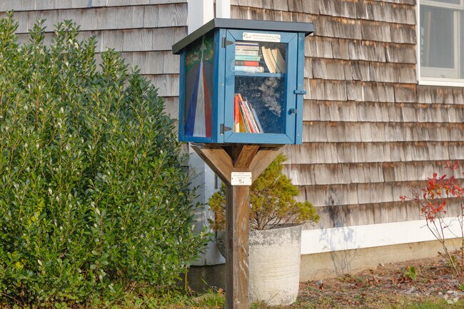 A Little Library is a feature of the roadside in the Bristol Highlands neighborhood.