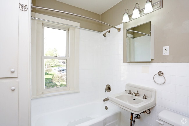 The Austin at Midtown, Omaha, NE 68131 - photo 2