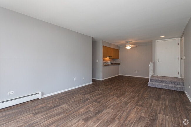 Emerald Pointe Apartments, Vernon Hills, IL 60061 - photo 5