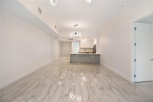 Biscayne Landing unit 107, North Miami, FL 33181 - photo 6