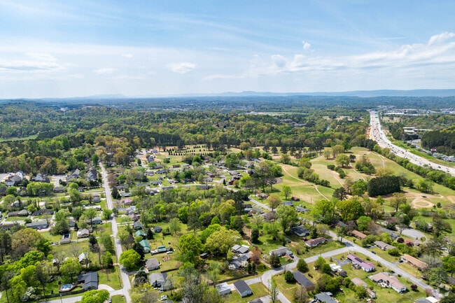 Concord Audobon sits between East Ridge and Brainerd, minutes to Lookout Mountain.