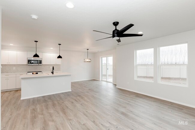 4274 E Kalinga St, Meridian, ID 83642 - photo 7