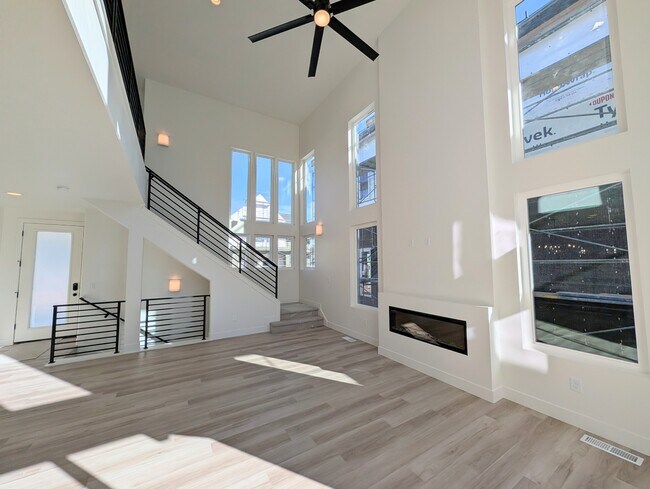 11352 S Silver Pond Dr, South Jordan, UT 84009 - photo 6