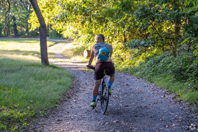 Pleasant Hill residents can jog, bike and walk their dogs at Fort Totten just to the north.