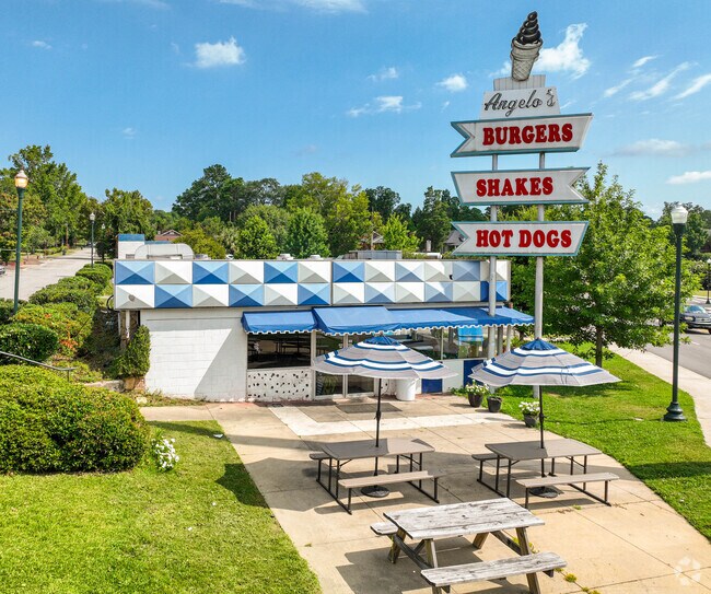Zesto's is a local hang out for burgers and shakes on the edge of Seminary Ridge,