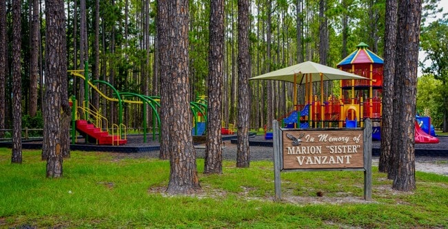 Ronnie Van Zant Park